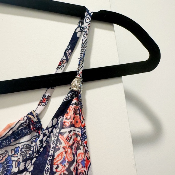 Patterned Tank Top - Picture 4 of 6